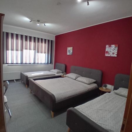 ホテル Pansion San Bihać エクステリア 写真