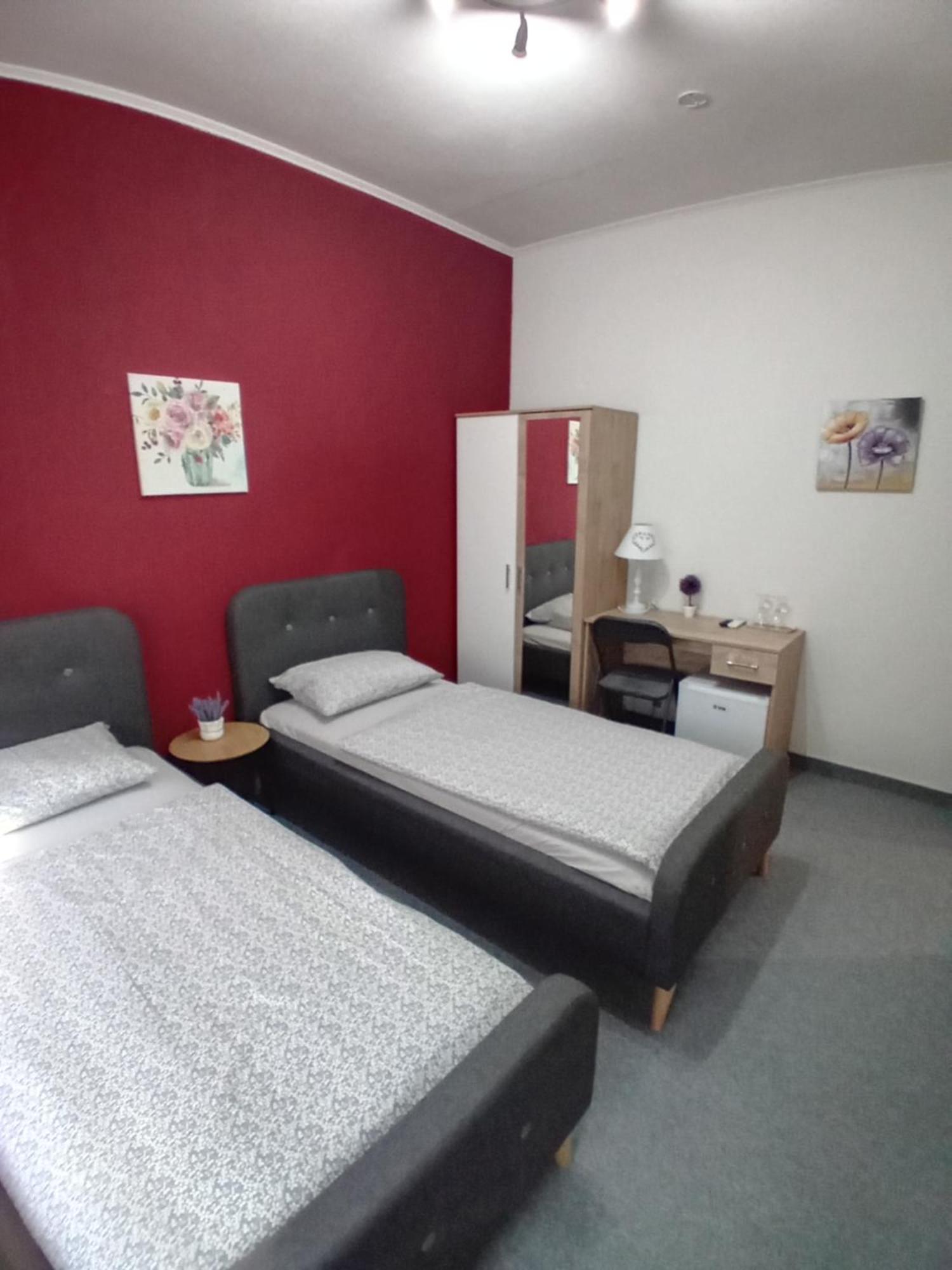 ホテル Pansion San Bihać エクステリア 写真