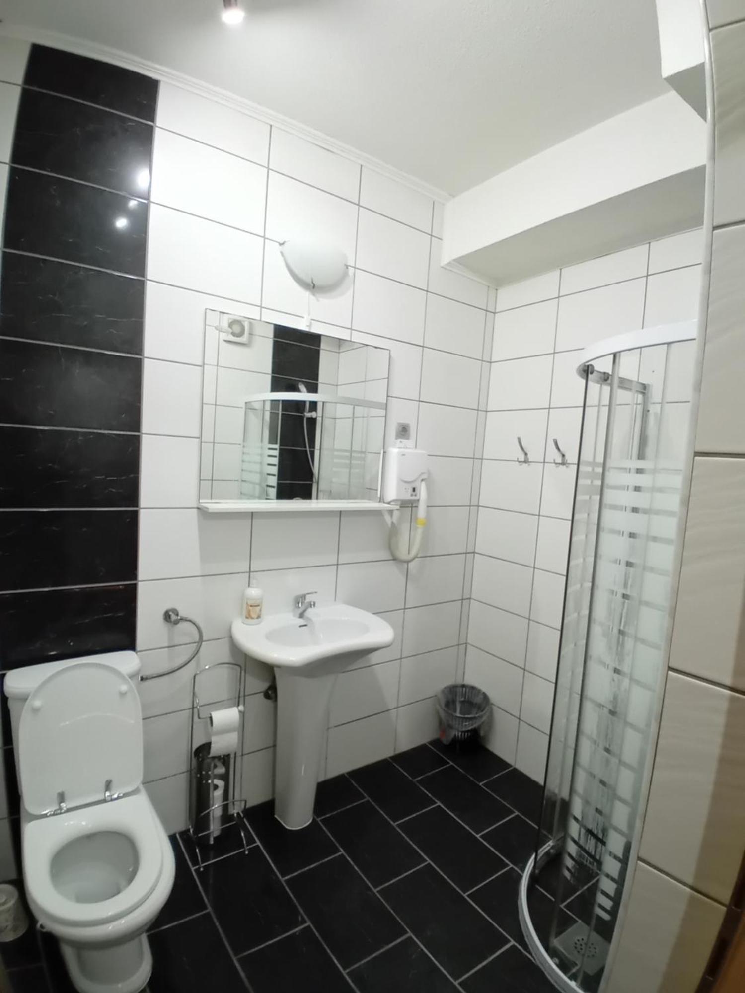 ホテル Pansion San Bihać エクステリア 写真